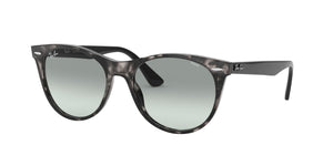 
                  
                    Lente RayBan Solar Havana gris  mica de cristal fotocromática en color degradado azul 0RB2185
                  
                
